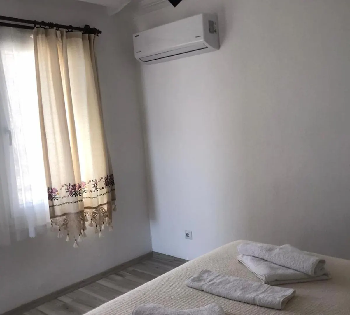 الشقق الفندقية داتْشافي  Kardelen Apart 0*, داتْشا